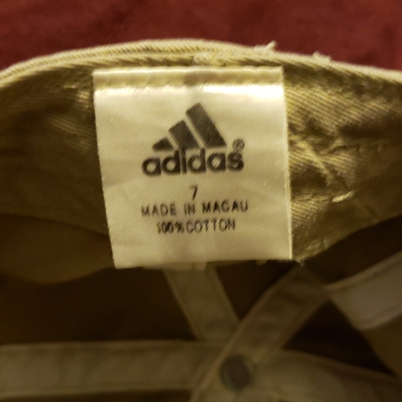 Adidas hat - Picture 3 of 3